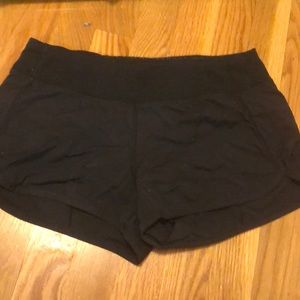 ivvuva shorts
